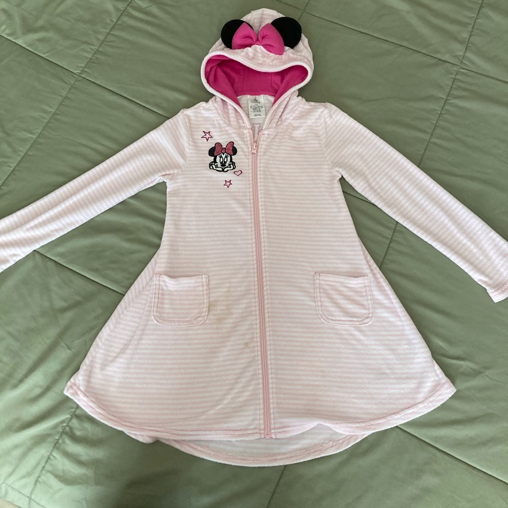 Girl swimming/bathrobe Disney Minnie